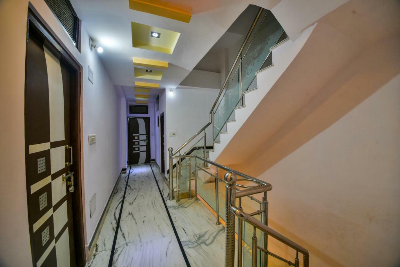 Hotel Vinayaka Nāthdwāra Buitenkant foto